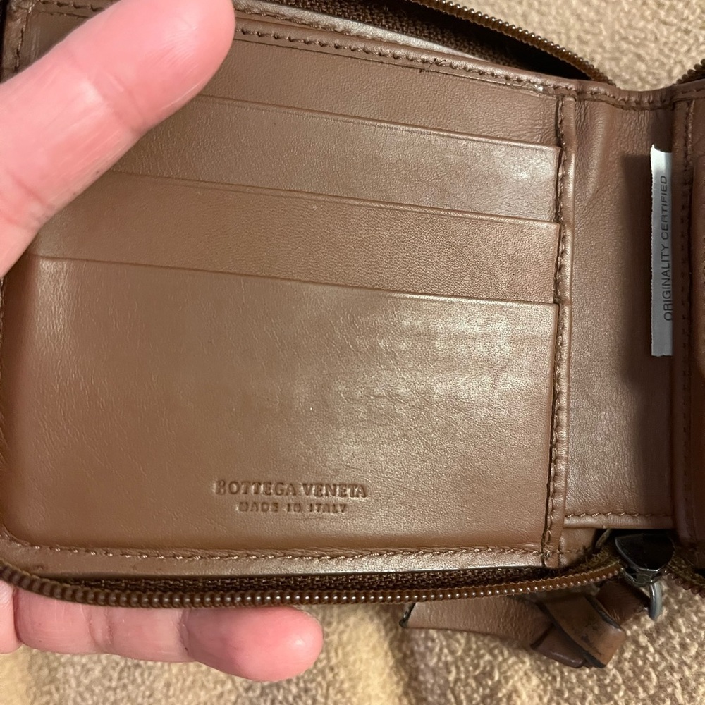 SOLD - Bottega Veneta Intreciatto lambskin leather zip around bifold wallet - Picture 12 of 15